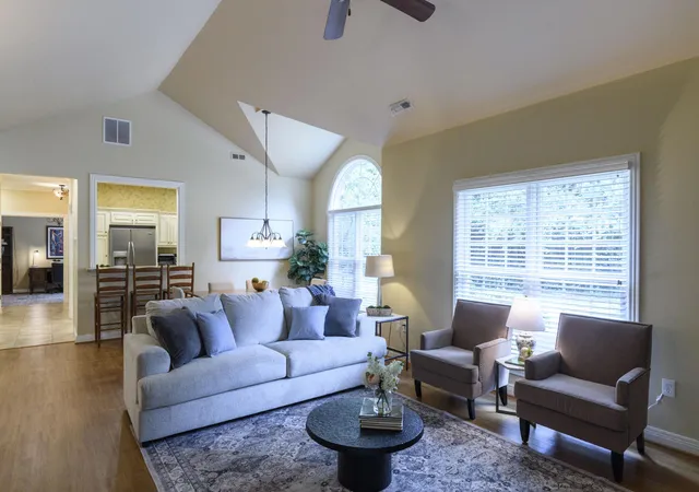 Photo 3 of Condo for sale at 119 Sugartree Ln, Versailles, KY 40383 | MLS# 26023402 | Listing updated on 2026-08-27