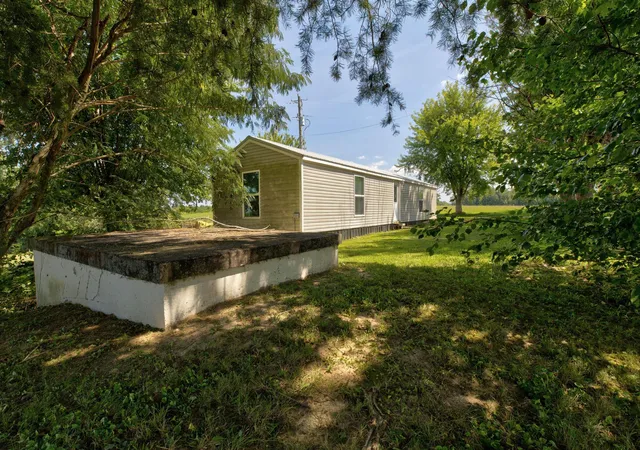 Photo 3 of Single family home for sale at 126 Skillet Branch Rd, Owingsville, KY 40360 | MLS# 26023324 | Listing updated on 2026-09-14