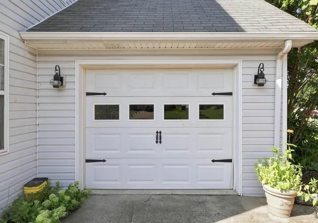Photo 4 of Single family home for sale at 1117 Leathers Ln, Frankfort, KY 40601 | MLS# 26023292 | Listing updated on 2026-09-15