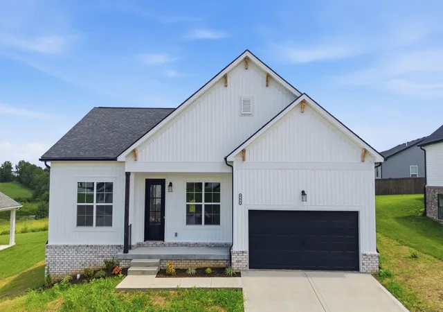 Photo 2 of Single family home for sale at 304 Skaggs Blvd, Nicholasville, KY 40356 | MLS# 26023302 | Listing updated on 2026-08-31
