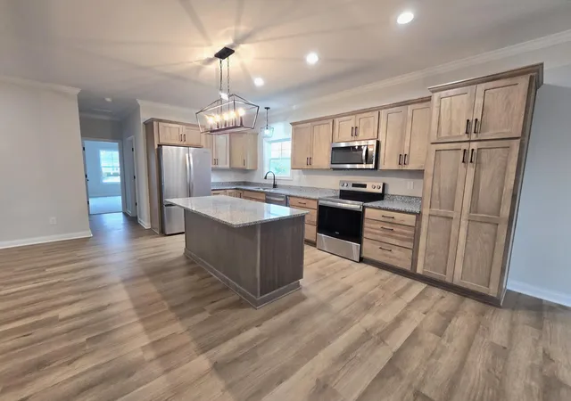 Photo 3 of Single family home for sale at 108 Betsy Ross Ln, Danville, KY 40422 | MLS# 26023307 | Listing updated on 2026-08-26