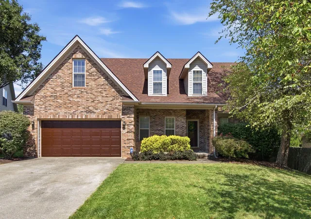 Photo 3 of Sale Pending at 3209 Winged Ft Cir, Lexington, KY 40509 | MLS# 26023786 | Listing updated on 2026-10-13