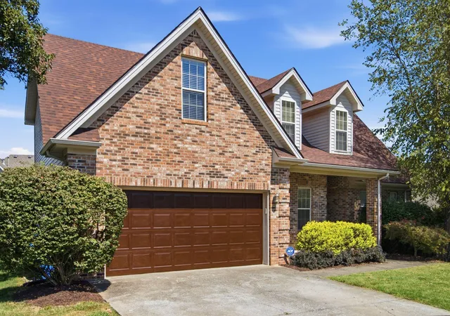 Photo 1 of Sale Pending at 3209 Winged Ft Cir, Lexington, KY 40509 | MLS# 26023786 | Listing updated on 2026-10-13