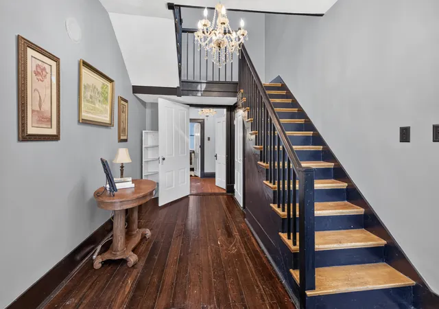 Photo 2 of Single family home for sale at 414 N Main St, Harrodsburg, KY 40330 | MLS# 26023334 | Listing updated on 2026-08-26