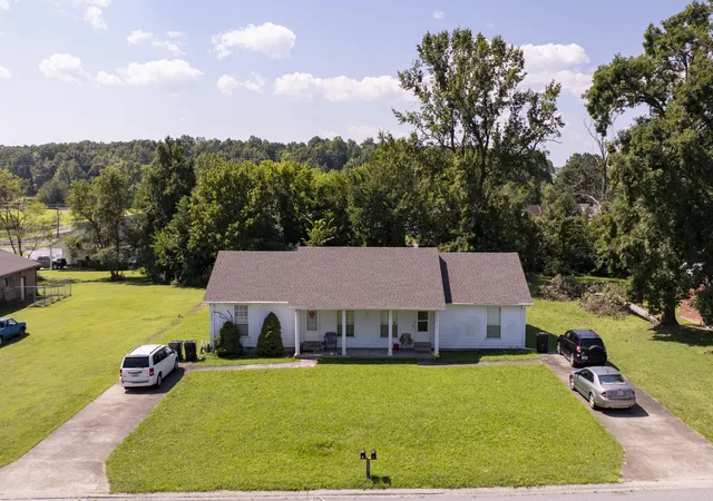 Photo 1 of Multi family home for sale at 1003 Northwood Dr, Murray, KY 42071 | MLS# 26023795 | Listing updated on 2026-08-31
