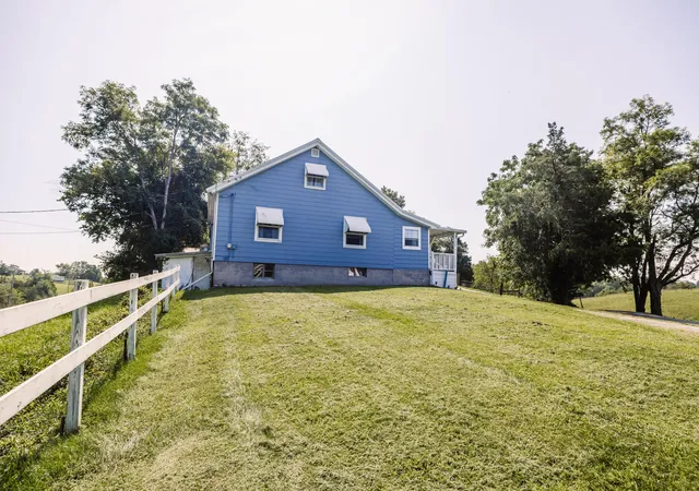 Photo 2 of Single family home for sale at 1057 Wildcat Rd, Lawrenceburg, KY 40342 | MLS# 26023323 | Listing updated on 2026-09-05