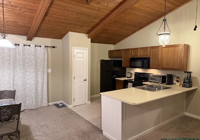 Photo 3 of Sale Pending at 541 El Paseo Pl, Lexington, KY 40517 | MLS# 26023433 | Listing updated on 2026-08-30