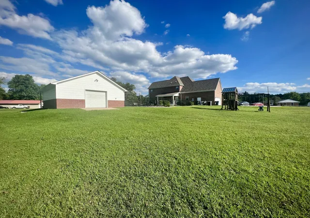 Photo 2 of Single family home for sale at 36 Trooper Island Rd #36, Whitley City, KY 42653 | MLS# 26023682 | Listing updated on 2026-09-10