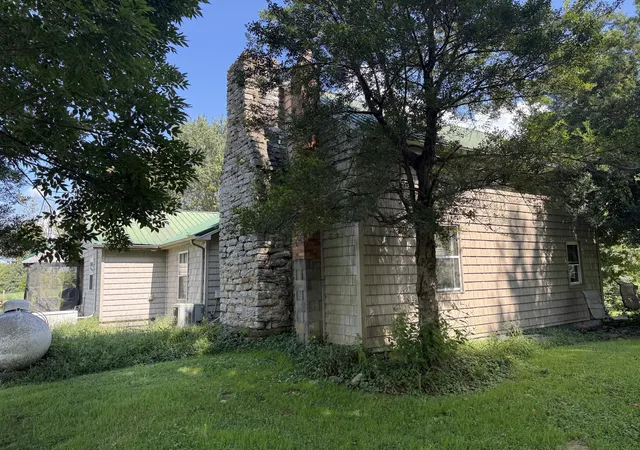 Photo 1 of Single family home for sale at 2939 Kemper Ln, Lancaster, KY 40444 | MLS# 26023360 | Listing updated on 2026-08-26