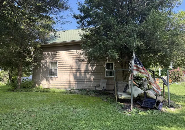 Photo 3 of Single family home for sale at 2939 Kemper Ln, Lancaster, KY 40444 | MLS# 26023360 | Listing updated on 2026-08-26