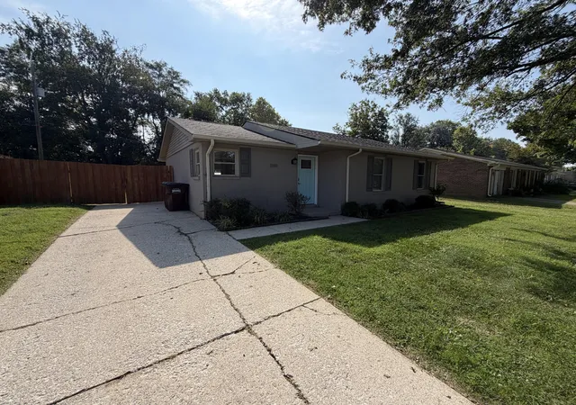 Photo 50 of Sale Pending at 215 Robyn Dr, Winchester, KY 40391 | MLS# 26023780 | Listing updated on 2026-09-09