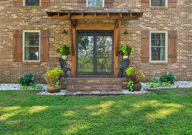 Photo 2 of Single family home for sale at 1890 Pope Rd, Danville, KY 40422 | MLS# 26023505 | Listing updated on 2026-08-27
