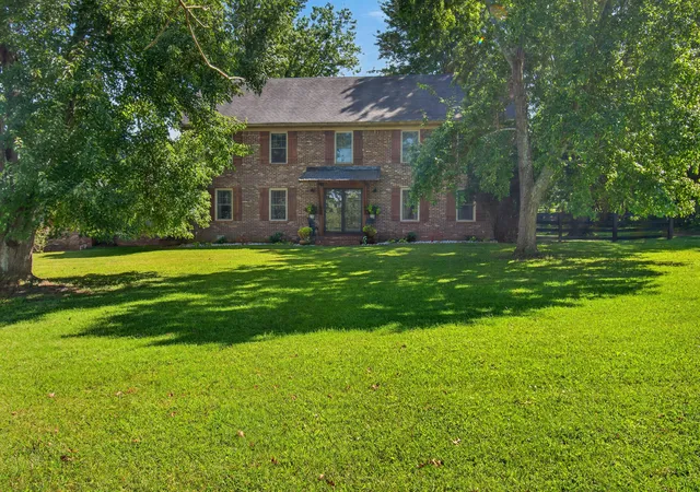 Photo 2 of Single family home for sale at 1890 Pope Rd, Danville, KY 40422 | MLS# 26023505 | Listing updated on 2026-08-27