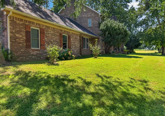 Photo 3 of Single family home for sale at 1890 Pope Rd, Danville, KY 40422 | MLS# 26023505 | Listing updated on 2026-08-27