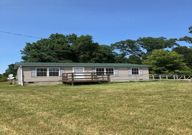 Single family home for sale at 7180 Ky-356, Cynthiana, KY 41031 | MLS# 26023354