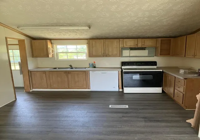 Photo 3 of Single family home for sale at 7180 Ky 356, Cynthiana, KY 41031 | MLS# 26023354 | Listing updated on 2026-08-26
