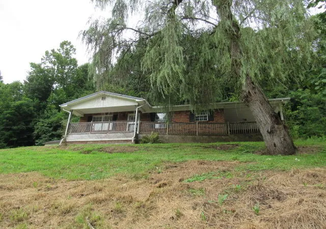Photo 1 of Single family home for sale at 2704 Ky 2004, Mc Kee, KY 40447 | MLS# 26023367 | Listing updated on 2026-08-26