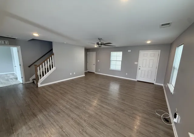Photo 3 of Single family home for sale at 2384 Huntly Pl, Lexington, KY 40511 | MLS# 26023369 | Listing updated on 2026-10-13