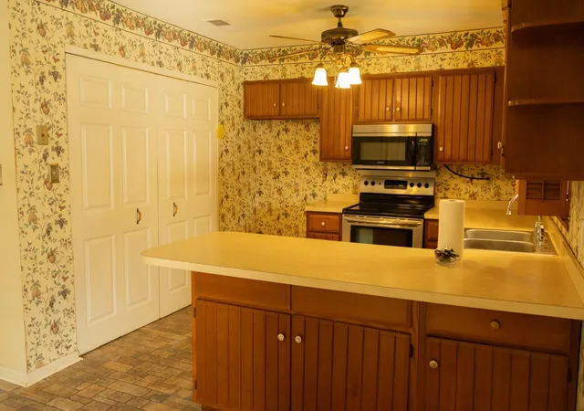 Photo 4 of Sale Pending at 203 Hutchins Dr, Georgetown, KY 40324 | MLS# 26023421 | Listing updated on 2026-10-06