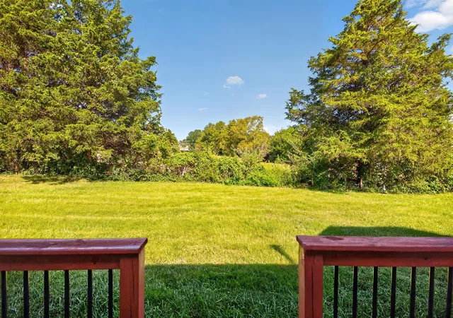 Photo 4 of Single family home for sale at 1050 Burnell Dr, Berea, KY 40403 | MLS# 26023690 | Listing updated on 2026-10-04