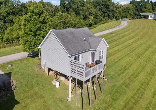 Photo 3 of Single family home for sale at 407 Grand View Dr #3, Taylorsville, KY 40071 | MLS# 26023412 | Listing updated on 2026-10-13