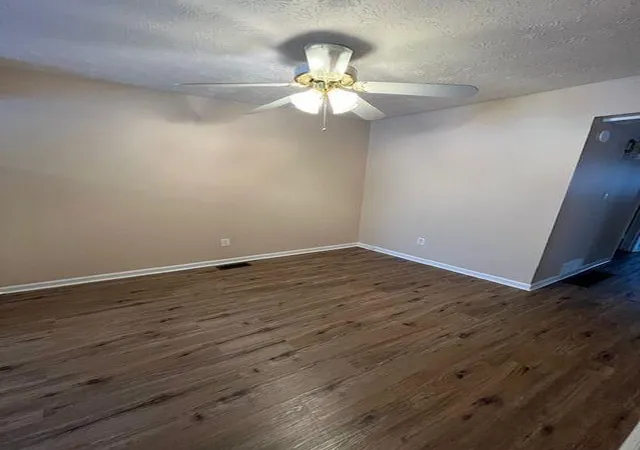 Photo 2 of Multi family home for sale at 1840 Chatsworth Dr, Lexington, KY 40515 | MLS# 26023397 | Listing updated on 2026-08-27