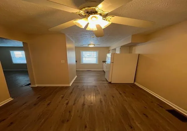 Photo 3 of House for sale at 1840 Chatsworth Dr, Lexington, KY 40515 | MLS# 26023397 | Listing updated on 2026-10-13