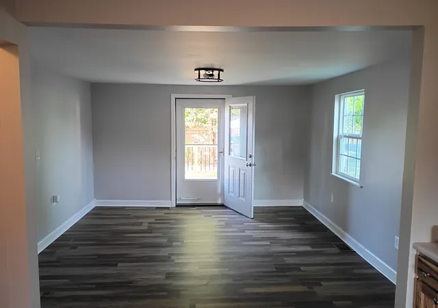 Photo 2 of Single family home for sale at 1213 Silliman Ave, Danville, KY 40422 | MLS# 26023415 | Listing updated on 2026-10-19