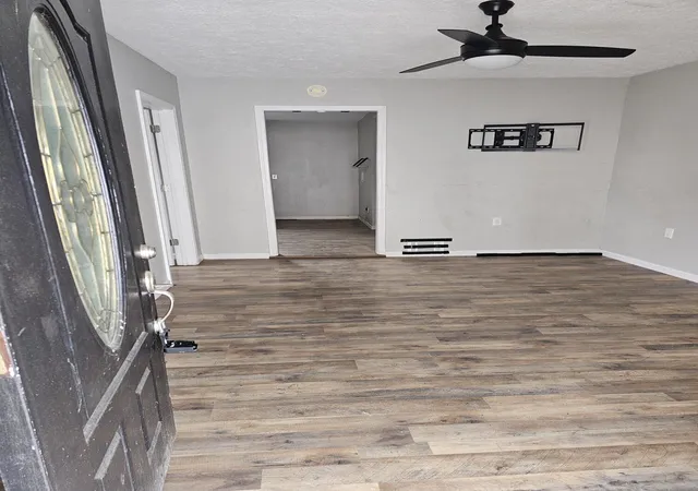 Photo 4 of Single family home for sale at 1170 Jones Trl, Lexington, KY 40517 | MLS# 26023590 | Listing updated on 2026-09-02