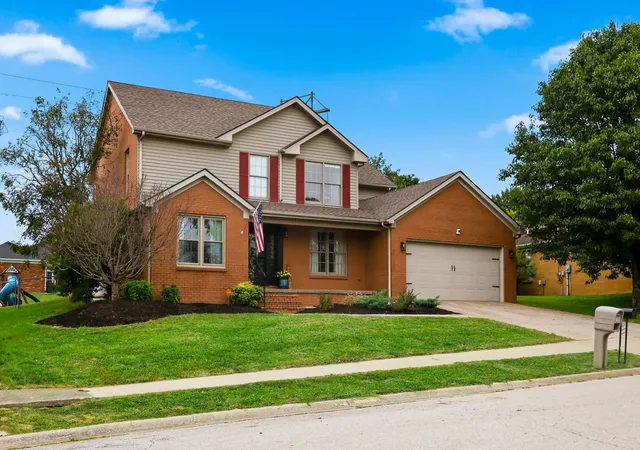 Photo 2 of Single family home for sale at 716 Hackney Ct, Richmond, KY 40475 | MLS# 26023502 | Listing updated on 2026-10-04