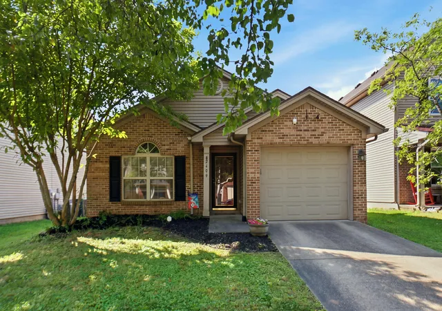 Photo 1 of Single family home for sale at 2409 Prescott Ln, Lexington, KY 40511 | MLS# 26023497 | Listing updated on 2026-10-22