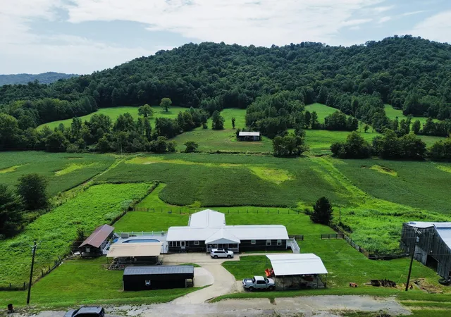 Photo 1 of Sale Pending at 37 Westerfield Ln, Vanceburg, KY 41179 | MLS# 26023453 | Listing updated on 2026-09-18