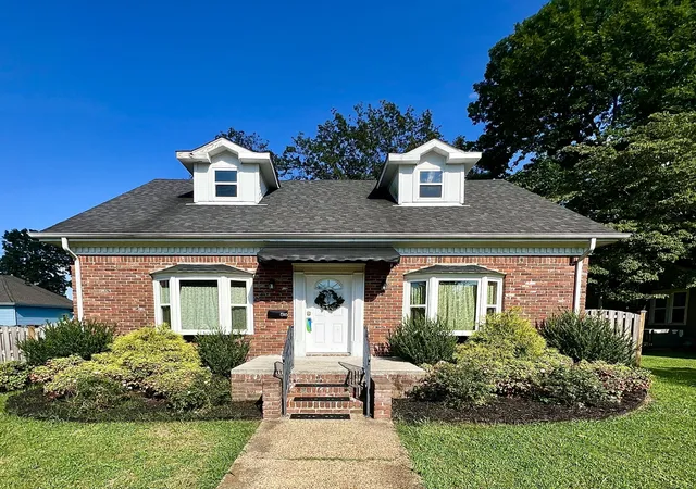 Photo 1 of Single family home for sale at 516 S 3rd St, Mayfield, KY 42066 | MLS# 26023573 | Listing updated on 2026-09-14