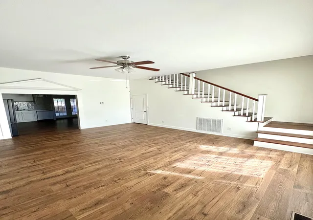 Photo 3 of Single family home for sale at 516 S 3Rd St, Mayfield, KY 42066 | MLS# 26023573 | Listing updated on 2026-09-14