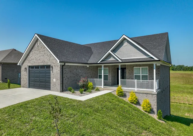 Photo 1 of Single family home for sale at 165 Central Park Ave, Berea, KY 40403 | MLS# 26023826 | Listing updated on 2026-08-31