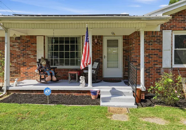 Photo 3 of Single family home for sale at 92 Hick Rd, Arlington, KY 42021 | MLS# 26023476 | Listing updated on 2026-08-28