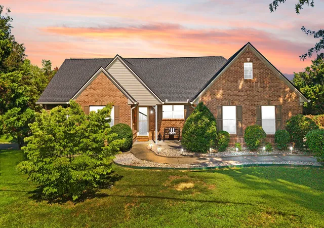 Photo 1 of Single family home for sale at 11 Horizon Hill Dr, Somerset, KY 42503 | MLS# 26023540 | Listing updated on 2026-09-01