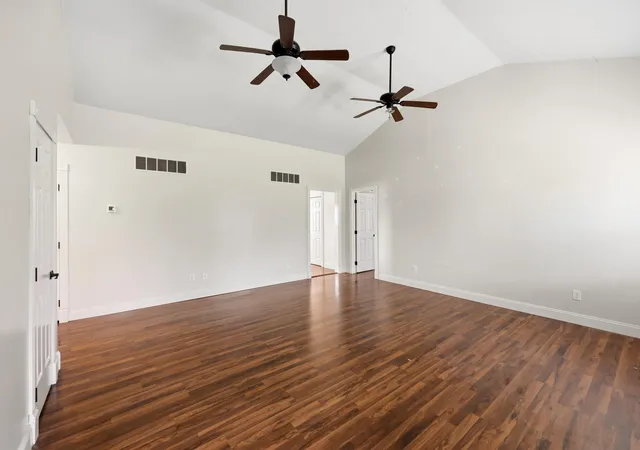 Photo 4 of Sale Pending at 1064 Jenny Lillard Rd, Lawrenceburg, KY 40342 | MLS# 26023543 | Listing updated on 2026-09-04