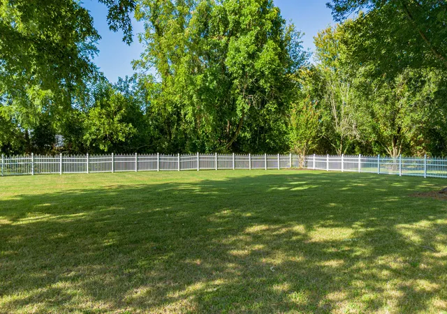 Photo 46 of Sale Pending at 100 Fair Chase Dr, Paducah, KY 42001 | MLS# 26023474 | Listing updated on 2026-09-01