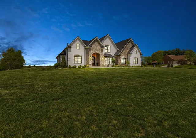 Photo 2 of Mansion for sale at 101 Welsley Wy, Mt Sterling, KY 40353 | MLS# 26023485 | Listing updated on 2026-08-27