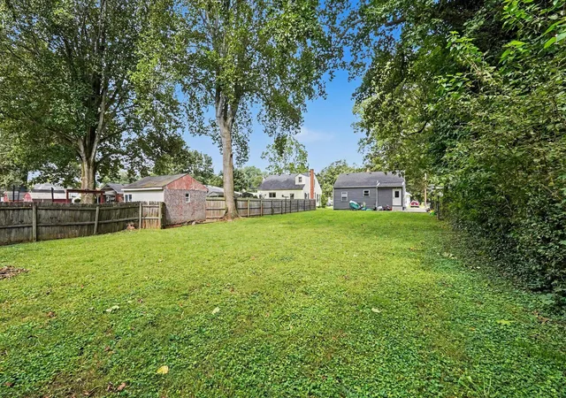 Photo 25 of Single family home for sale at 1004 6th St, Carrollton, KY 41008 | MLS# 26023503 | Listing updated on 2026-08-30