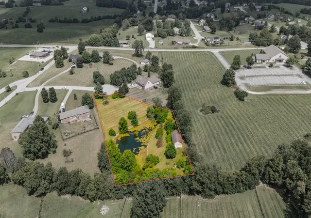 Land for sale at 304 Anglewood Ct, Richmond, KY 40475 | MLS# 26023765