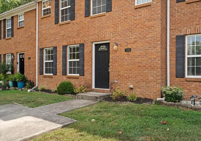 Photo 3 of Sale Pending at 1132 Jonestown Ln, Lexington, KY 40517 | MLS# 26023512 | Listing updated on 2026-09-03