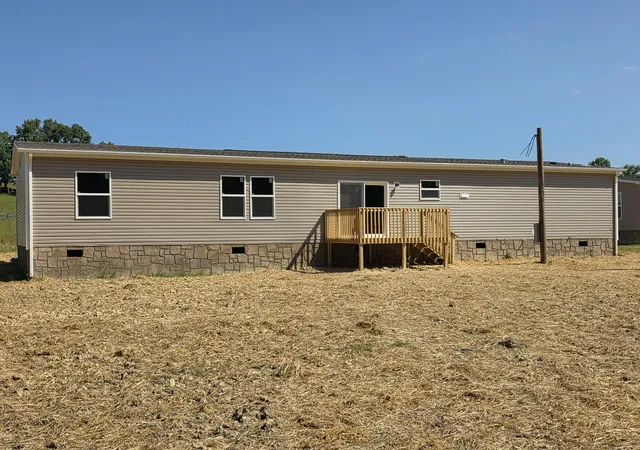 Photo 2 of Single family home for sale at 3998 Kentucky 830, Gray, KY 40734 | MLS# 26023700 | Listing updated on 2026-08-29
