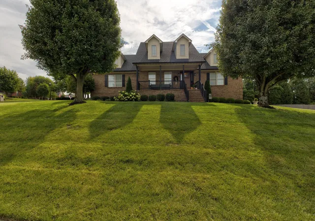 Photo 2 of Sale Pending at 123 Winterberry Cir, Winchester, KY 40391 | MLS# 26023537 | Listing updated on 2026-08-30