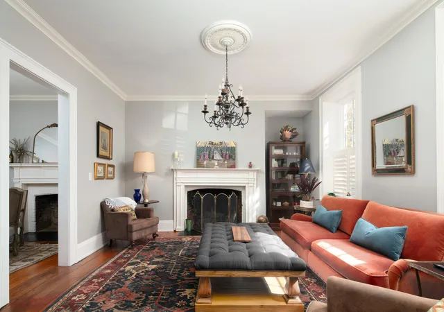 Photo 3 of Single family home for sale at 331 S Mill St, Lexington, KY 40508 | MLS# 26023535 | Listing updated on 2026-08-28