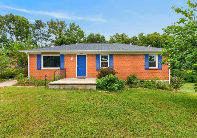 Photo 1 of Single family home for sale at 228 Laurel Ln, Nicholasville, KY 40356 | MLS# 26023551 | Listing updated on 2026-08-28