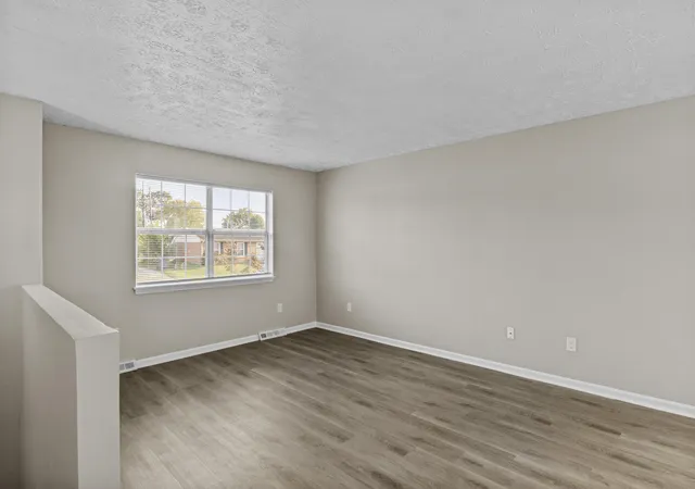 Photo 3 of Single family home for sale at 364 Chamberlain Dr, Lexington, KY 40517 | MLS# 26023666 | Listing updated on 2026-09-04