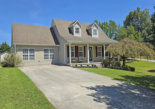 Photo 2 of Single family home for sale at 1301 Sasser School Rd, London, KY 40744 | MLS# 26023760 | Listing updated on 2026-08-31
