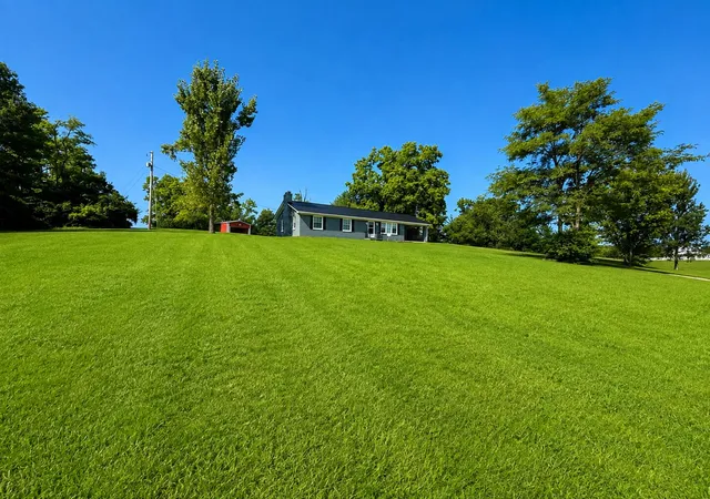 Photo 3 of Sale Pending at 2410 Talmage Mayo Rd, Harrodsburg, KY 40330 | MLS# 26023557 | Listing updated on 2026-08-29